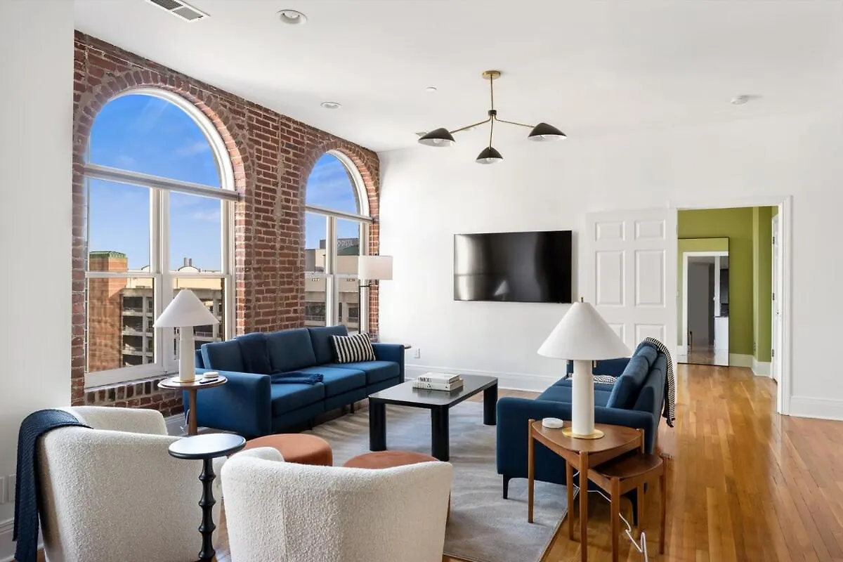 Top Floor Condo Downtown Louisville Apartment